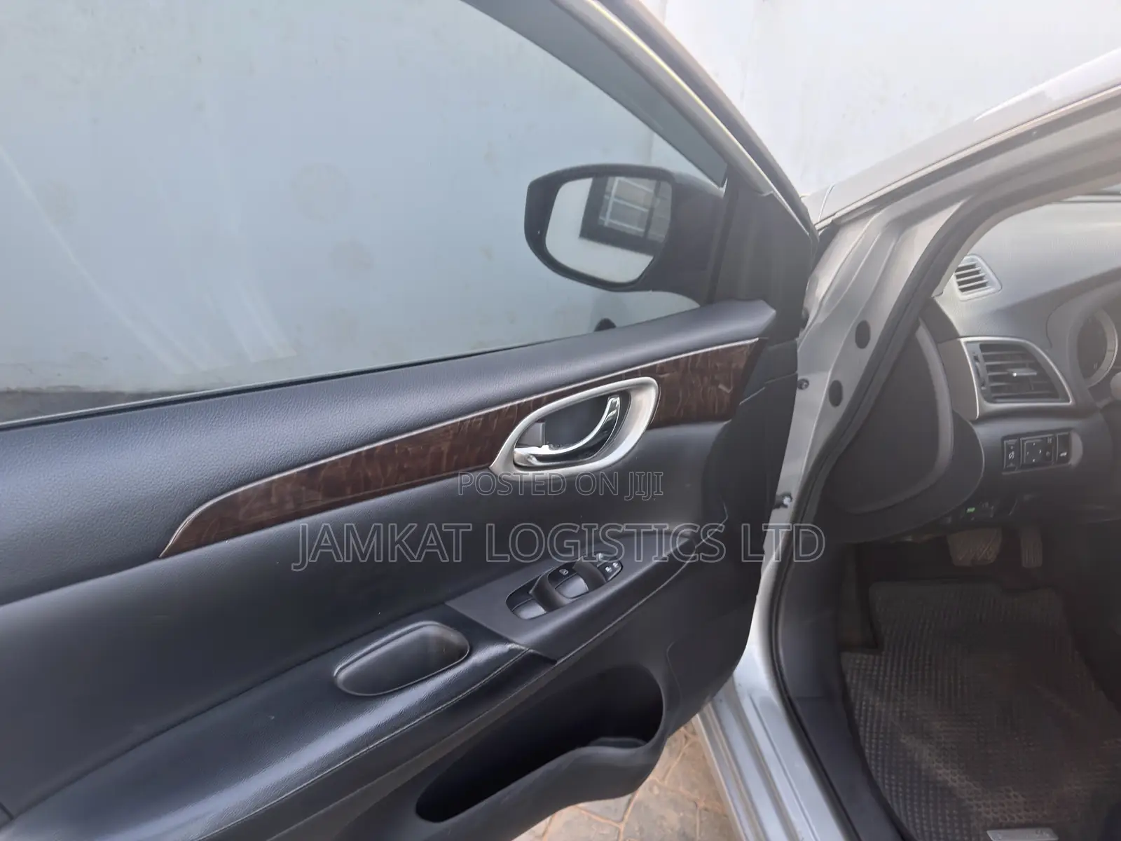 Nissan Sentra 2014 Silver