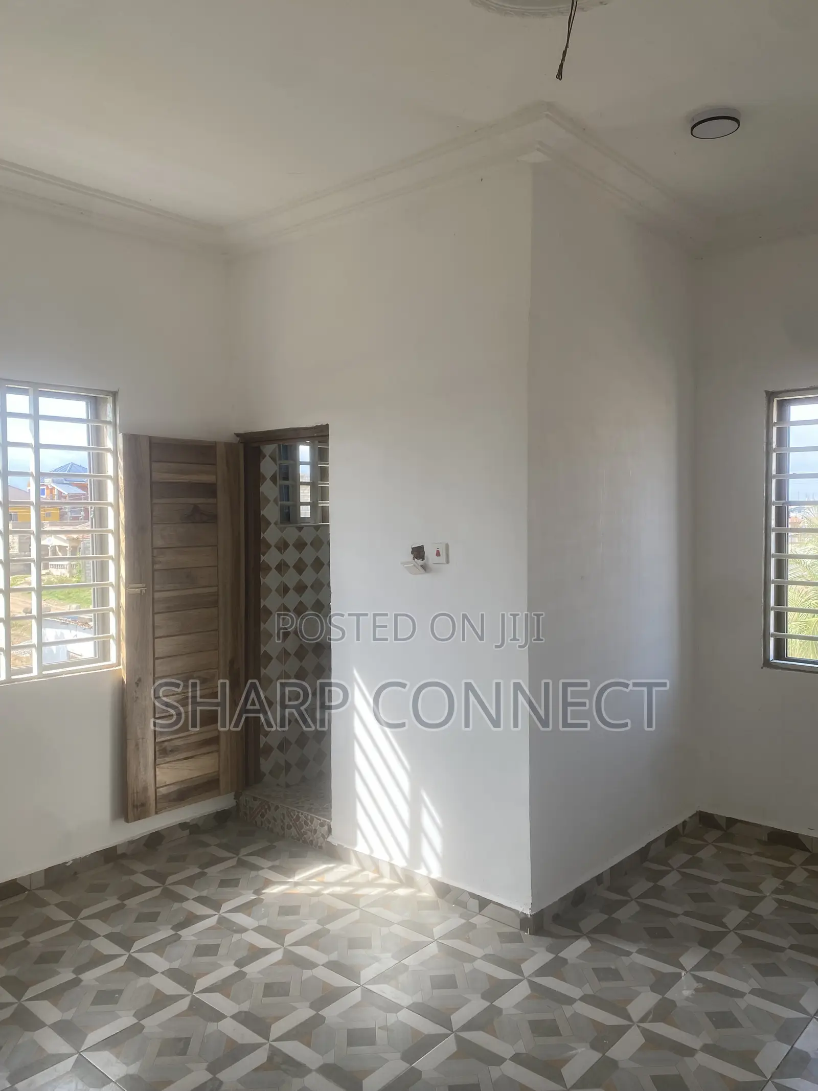 1bdrm Apartment in Sharp-Connect., Adade for rent