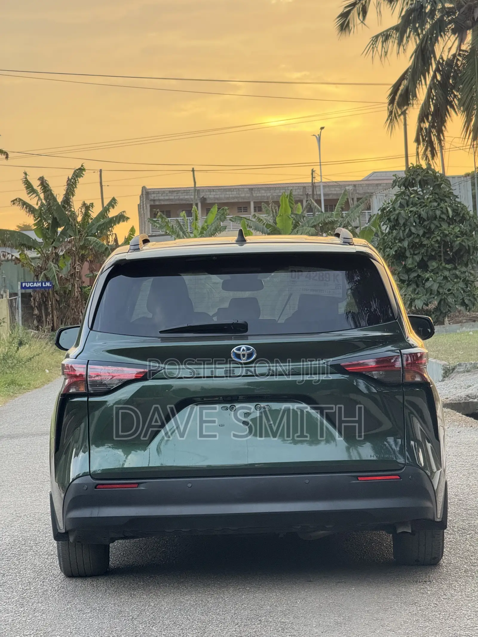 Toyota Sienna Limited 7-Passenger AWD 2021 Blue