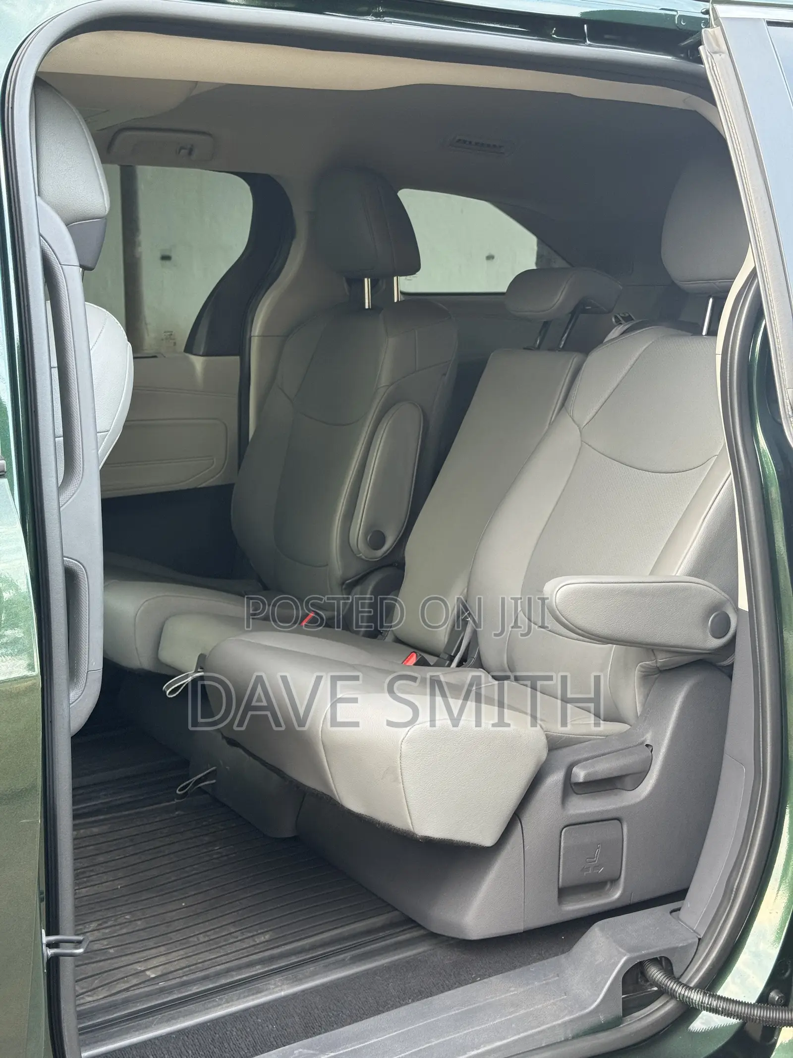 Toyota Sienna Limited 7-Passenger AWD 2021 Blue