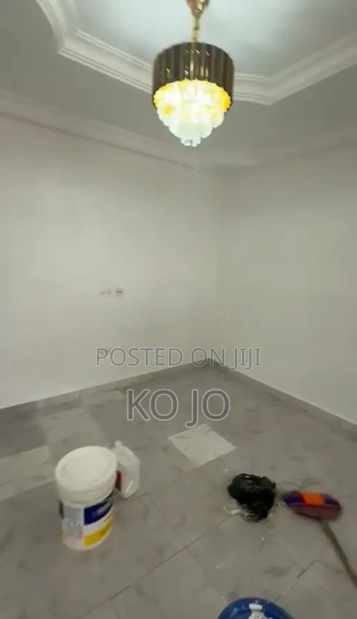 1bdrm House in Lake Side Estate for rent