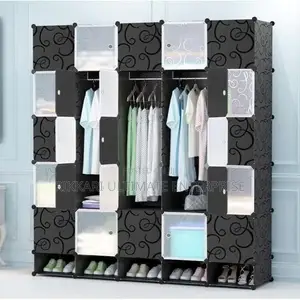 25 Cubes Wardrobe