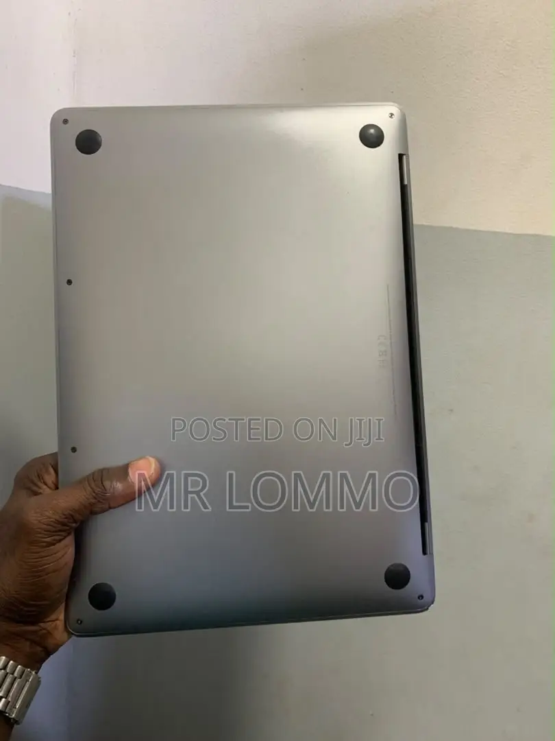 Laptop Apple MacBook Pro 16GB Intel Core i7 SSD 250GB
