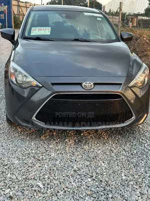 Toyota Yaris iA 1.5 FWD 2018 Gray