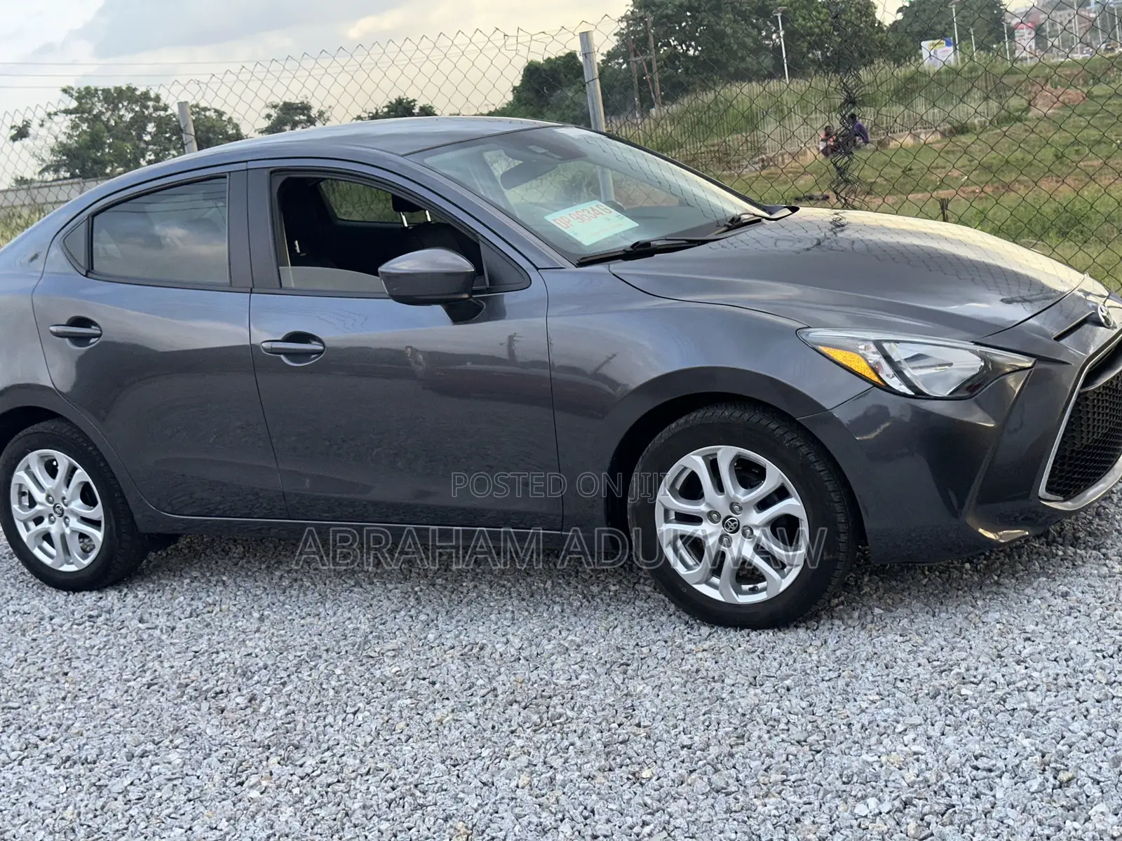 Toyota Yaris iA 1.5 FWD 2018 Gray
