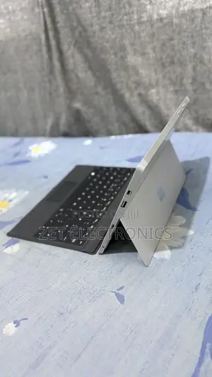 Laptop Microsoft Surface Laptop 3 4GB Intel Atom SSD 128GB