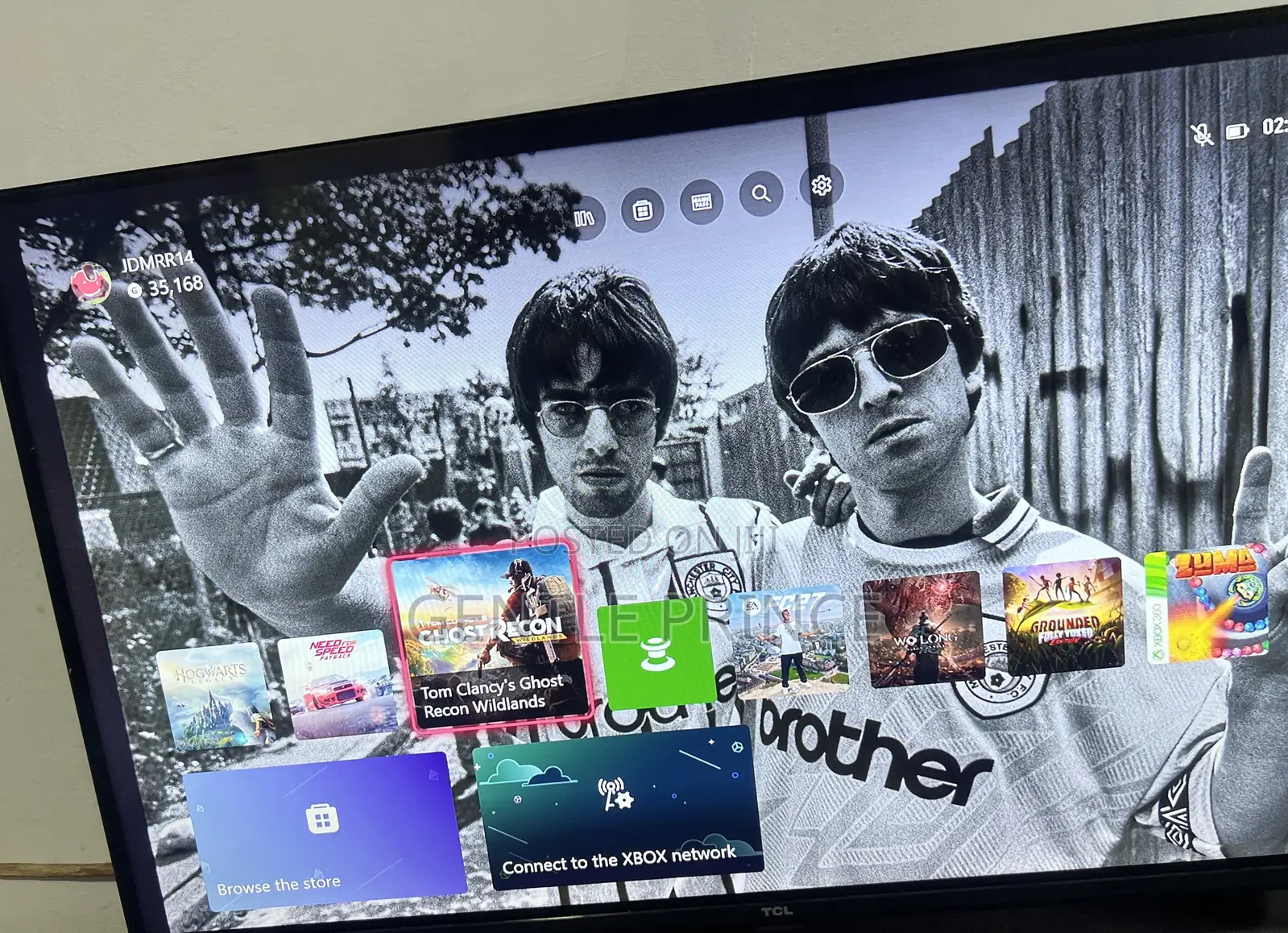 Microsoft Xbox One X 1TB