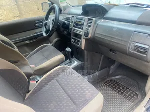 Nissan X-Trail 2.5 SE 4x4 2005 Black