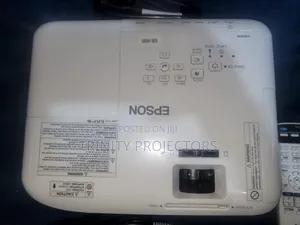Epson EB-X05