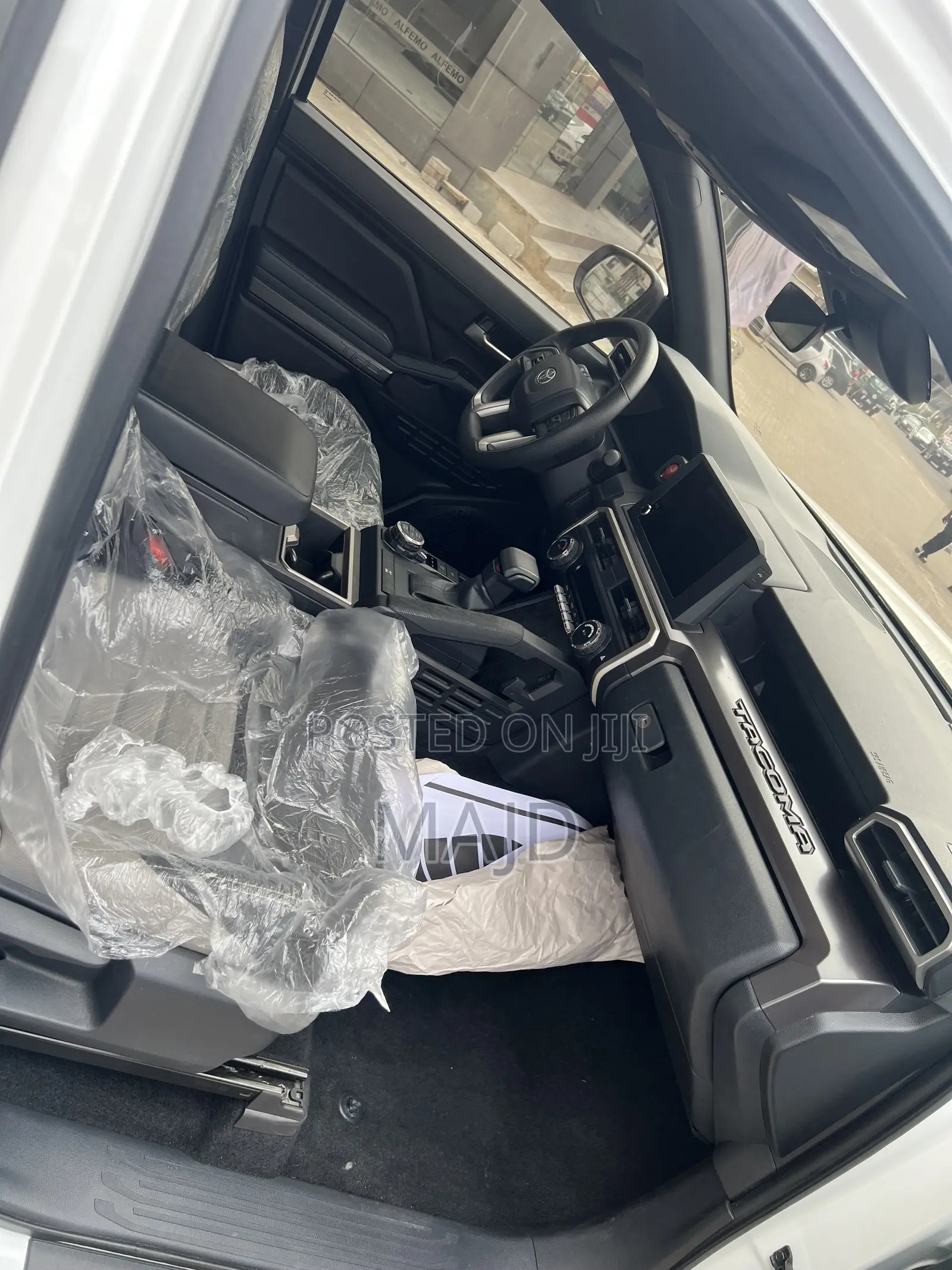 Toyota Tacoma TRD Off-Road Double Cab 4WD 5.0 ft. SB (Automatic) 2025