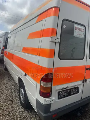 Mercedes-Benz Sprinter 1996 White