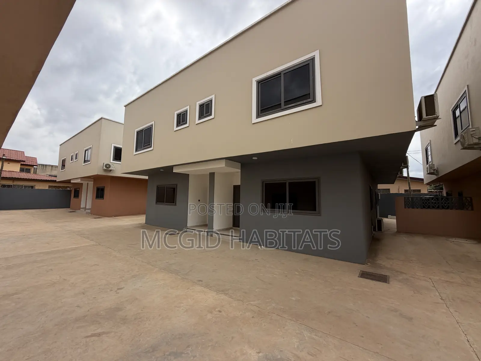 3bdrm Townhouse / Terrace in Adenta for rent