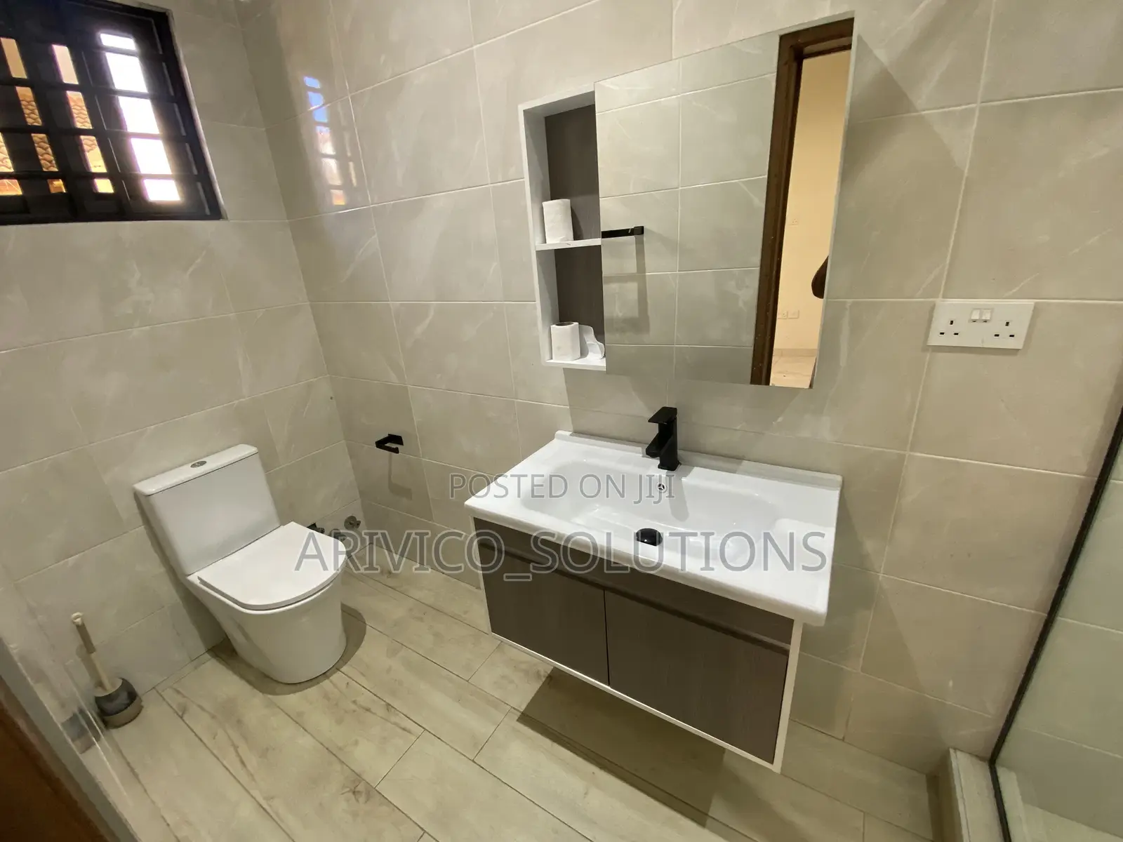 4bdrm House in Community 18, Accra Metropolitan for rent