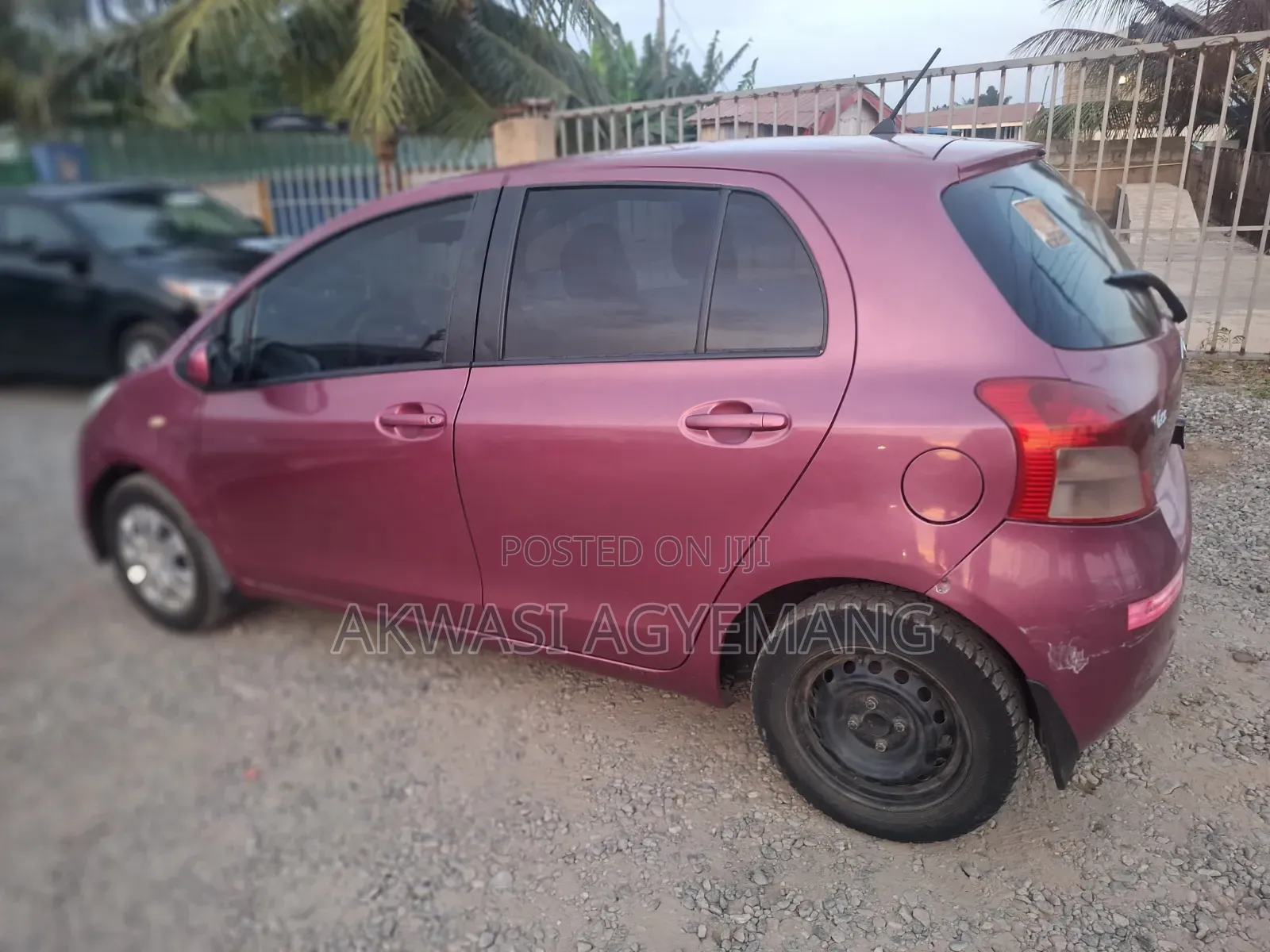 Toyota Vitz 1.0 FWD 5dr 2009 Ivory
