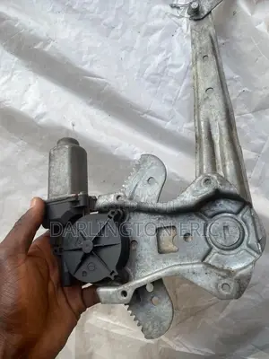 Nissan Sentra 2000-2006 Door Machine