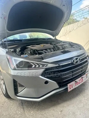 Hyundai Elantra SEL 2020 Silver