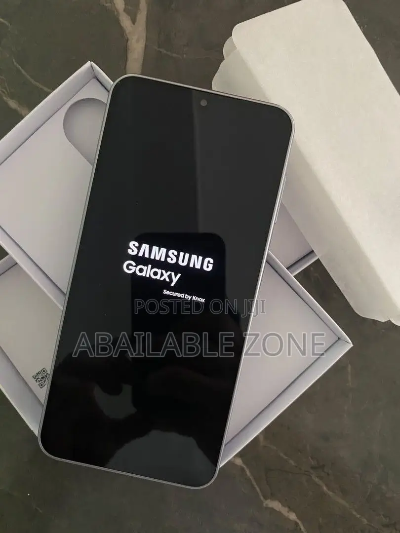 New Samsung Galaxy A17 5G 256 GB Gray