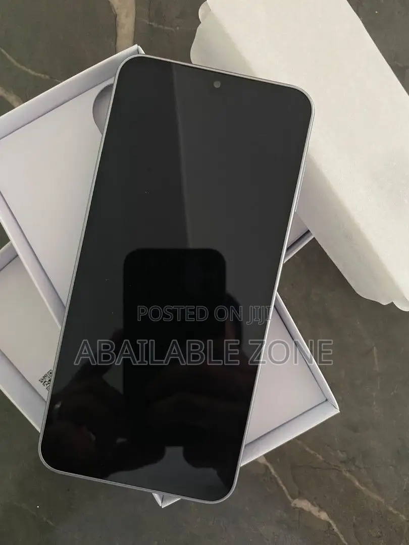 New Samsung Galaxy A17 5G 256 GB Gray