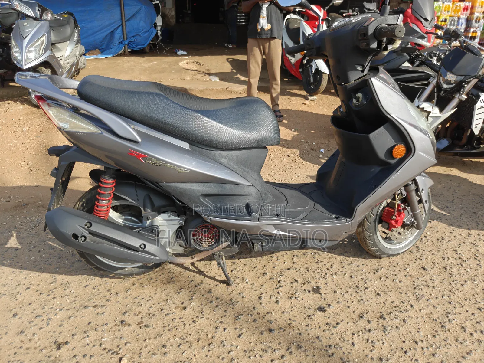 Kymco 2002 Beige
