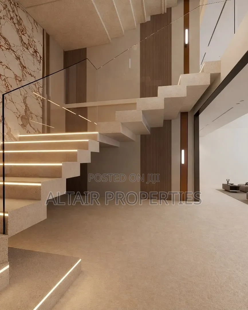 5bdrm House in Accra Metropolitan for sale