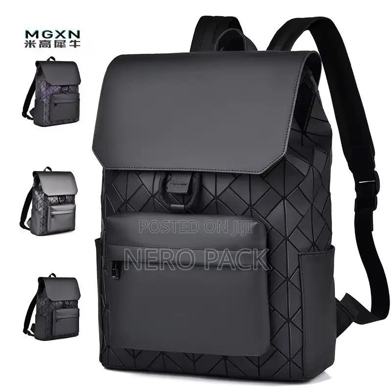 High Quality Multicompartment Waterproof Casual Sports Backpack