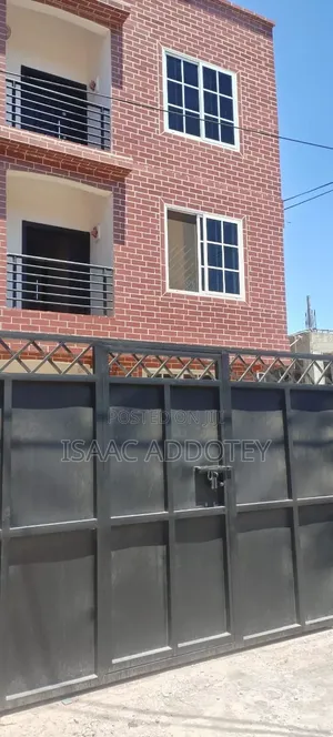 3bdrm Apartment in Lashibi Transforma, Baatsona Total for rent