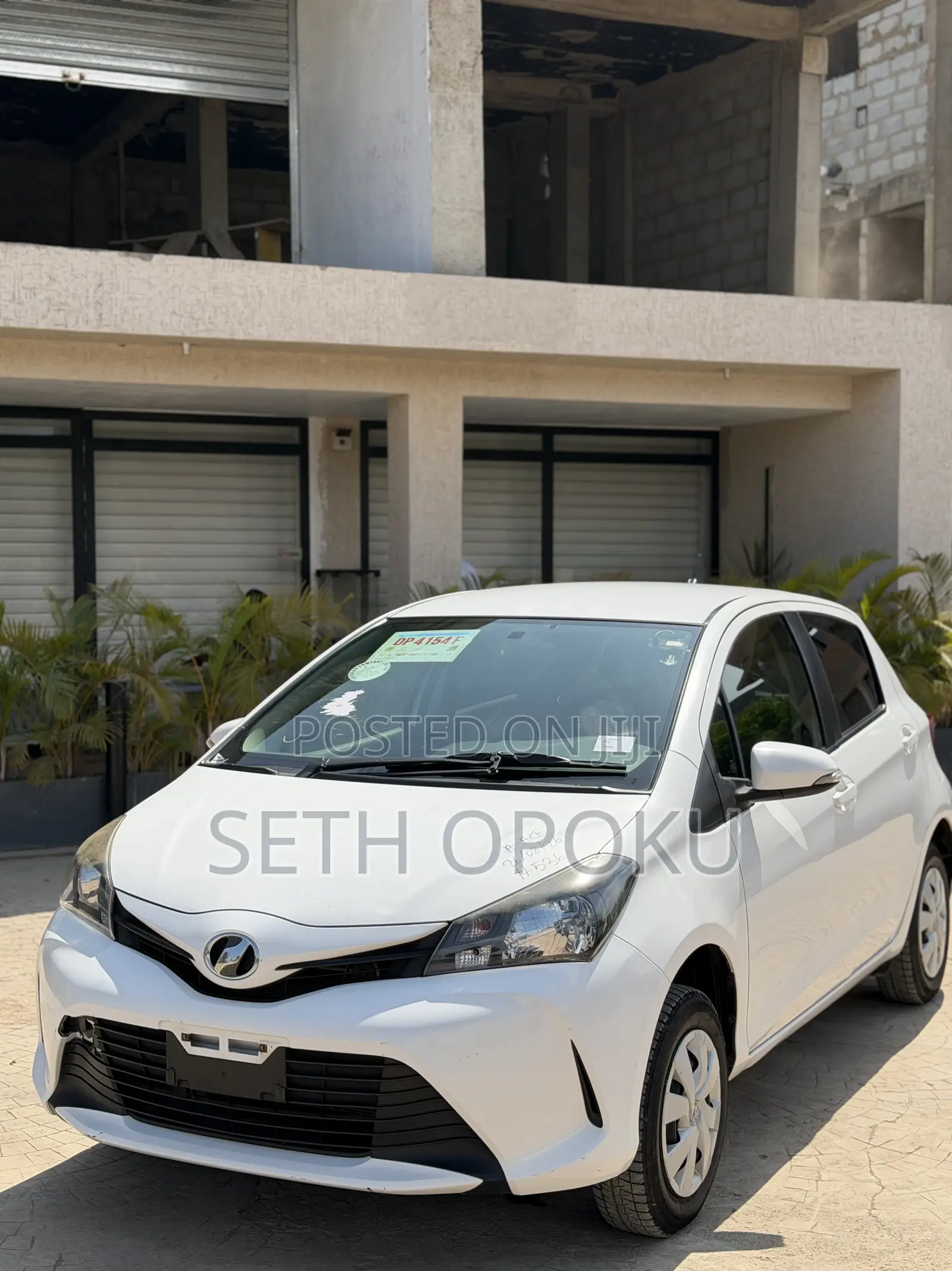 Toyota Vitz 1.3 FWD 5dr 2016 White