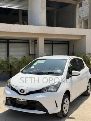 Toyota Vitz 1.3 FWD 5dr 2016 White