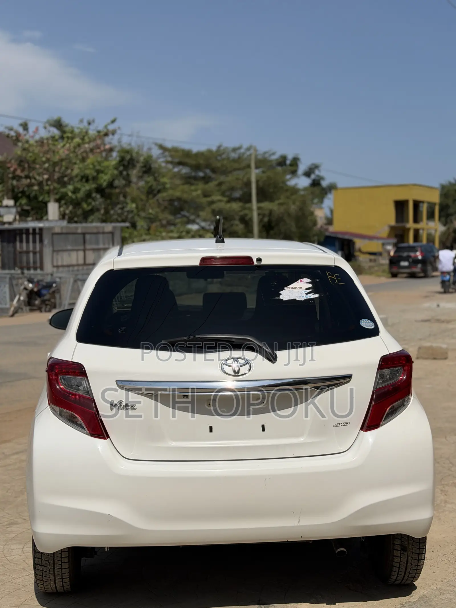 Toyota Vitz 1.3 FWD 5dr 2016 White