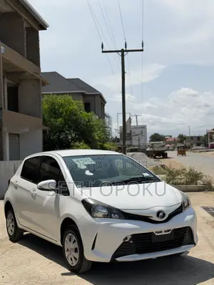 Toyota Vitz 1.3 FWD 5dr 2016 White