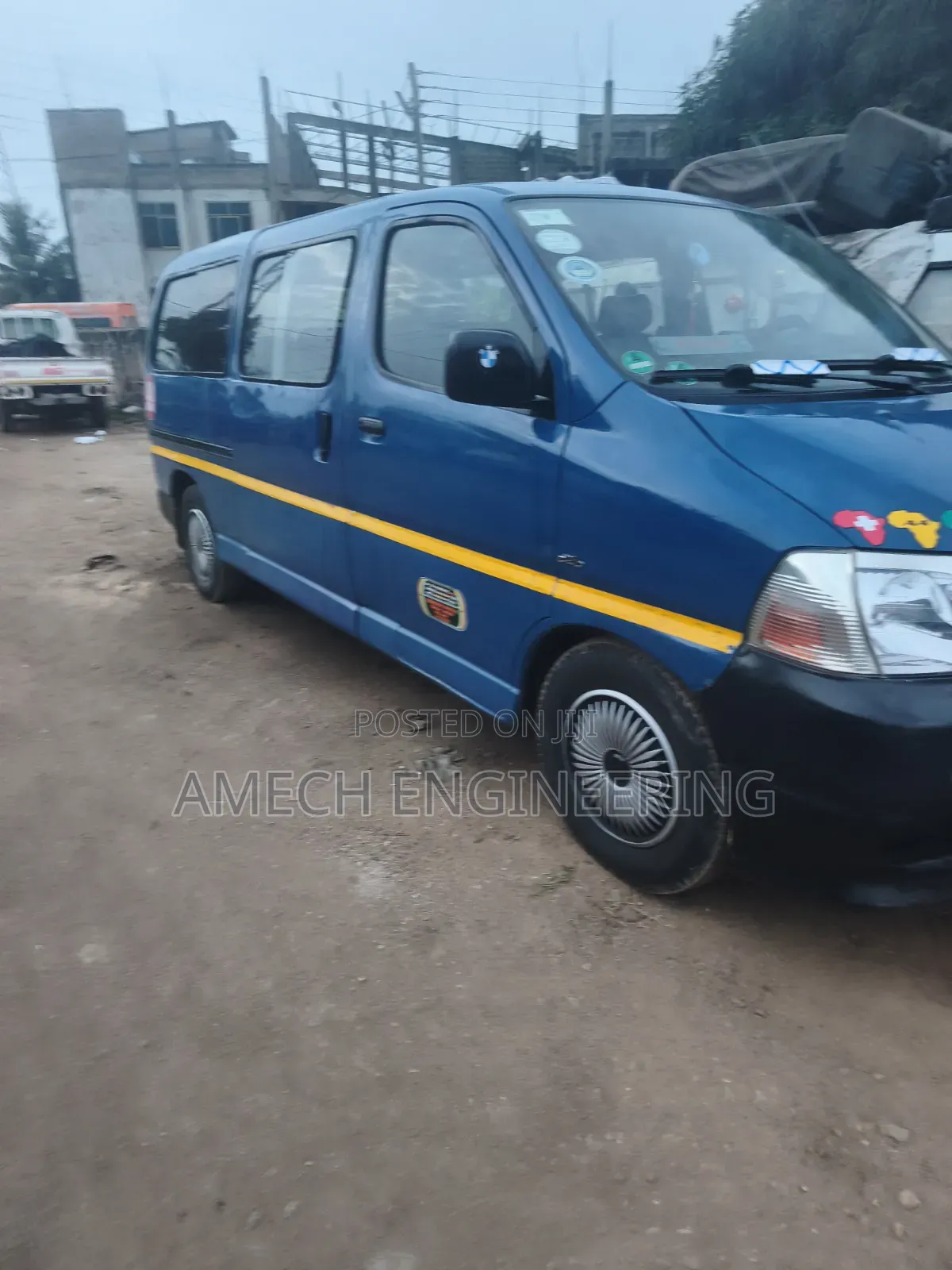 Toyota HiAce 2006 Blue