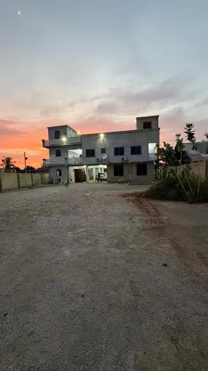 6bdrm Duplex in Adjen Kotoku, Amasaman for sale