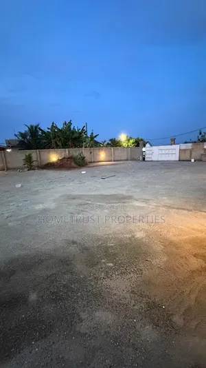 6bdrm Duplex in Adjen Kotoku, Amasaman for sale