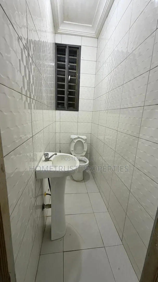 6bdrm Duplex in Adjen Kotoku, Amasaman for sale