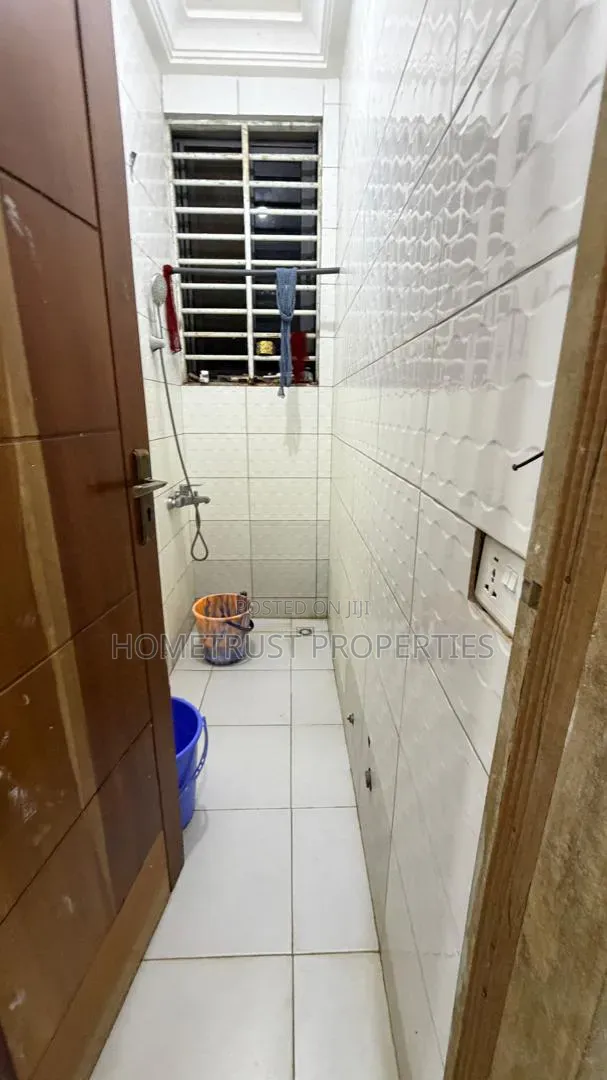 6bdrm Duplex in Adjen Kotoku, Amasaman for sale