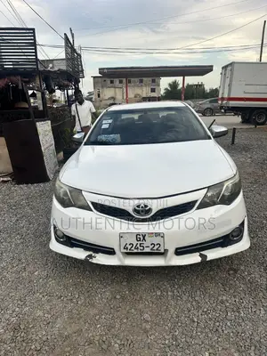 Toyota Camry 2014 White