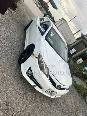Toyota Camry 2014 White