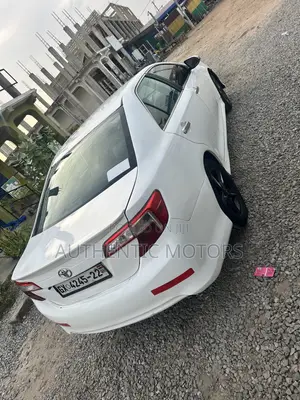 Toyota Camry 2014 White