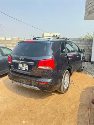 Kia Sorento 2011 Black