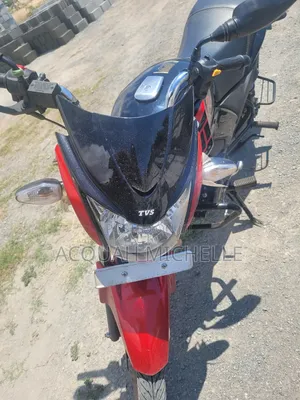 TVS Stryker 125 2025 Red