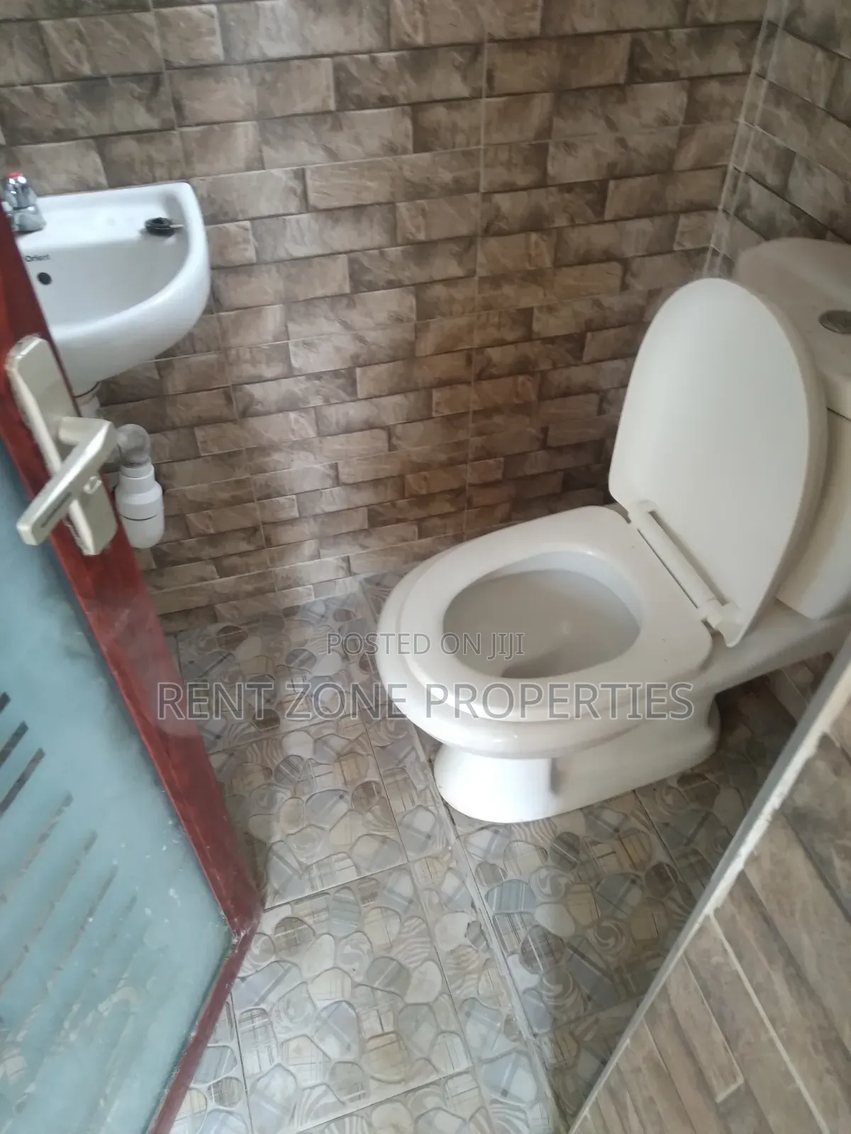 2bdrm Apartment in Ofankor for rent
