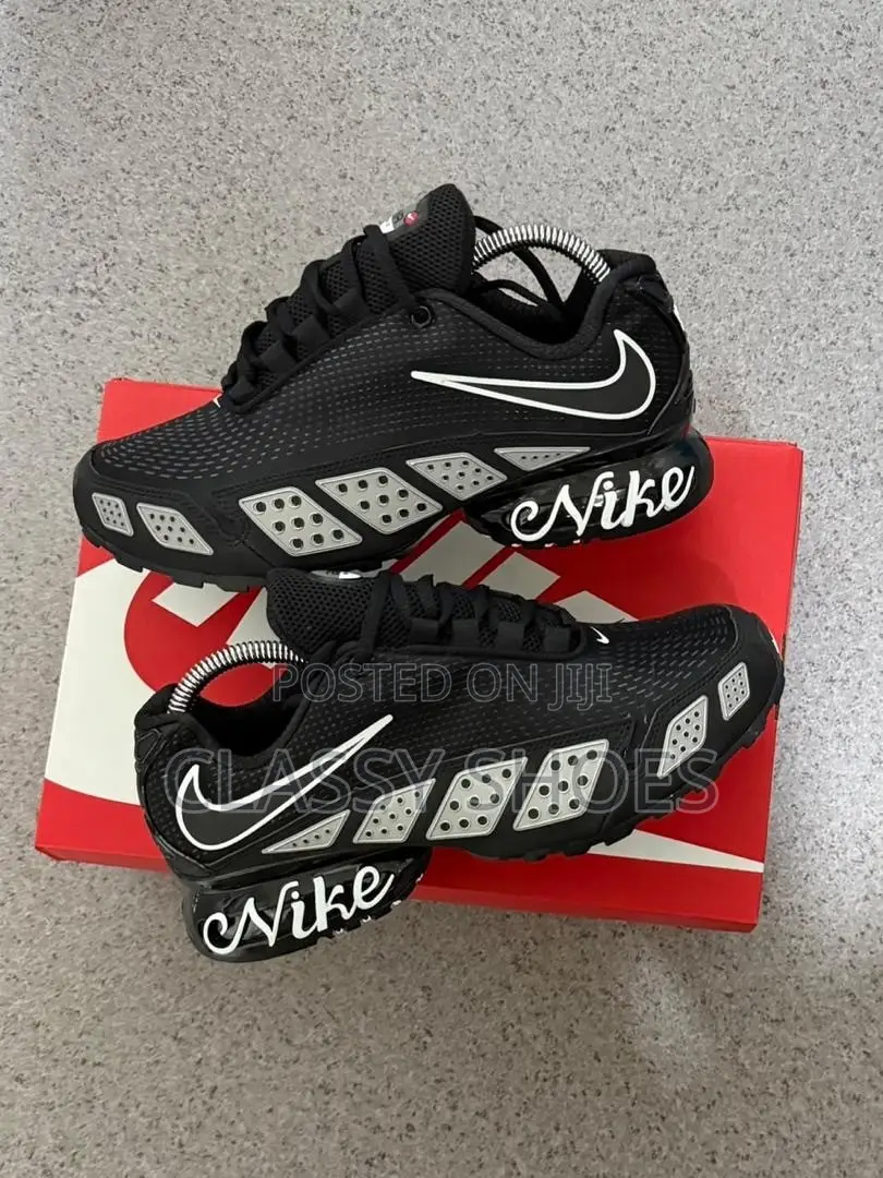 Nike Airmax Scorpion Black and White