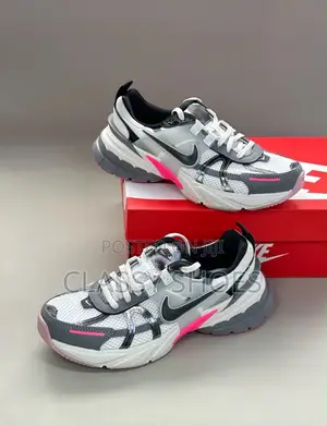 Nike Mix Colours