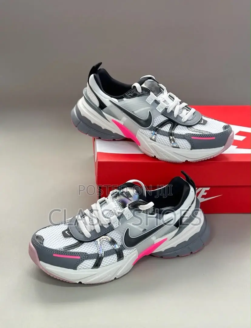 Nike Mix Colours
