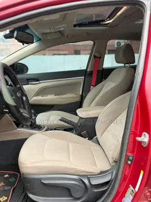 Hyundai Elantra 2020