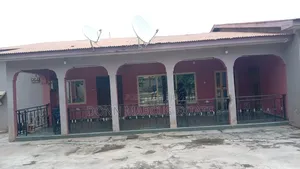 4bdrm Apartment in Don Marcus Estate, Kumasi Metropolitan for rent