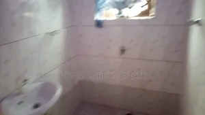4bdrm Apartment in Don Marcus Estate, Kumasi Metropolitan for rent