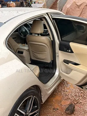 Honda Accord EX 2dr Coupe FWD (2.4L 4cyl 2A) 2017