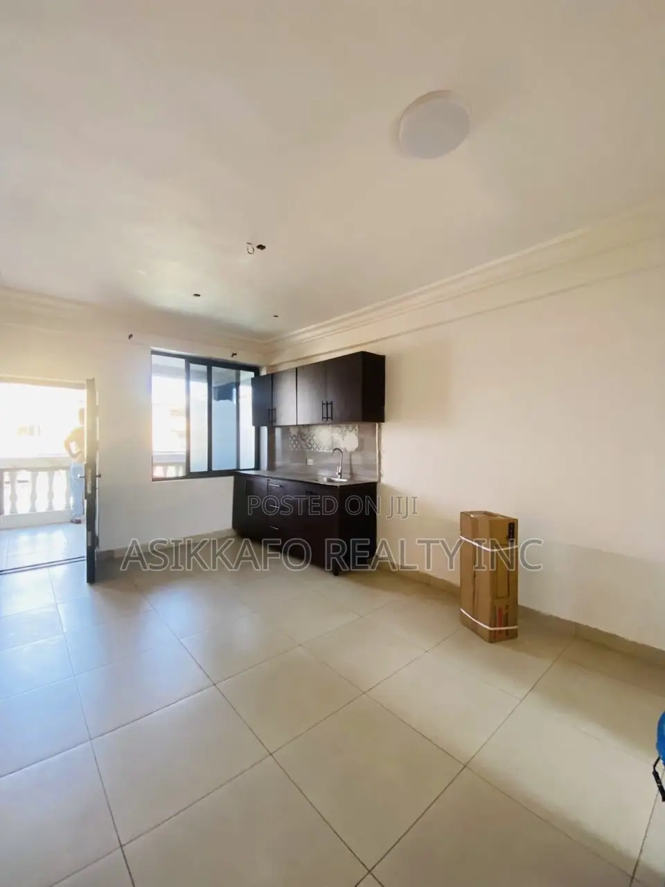 1bdrm Apartment in Community 18, Spintex for rent