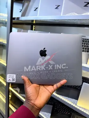 Laptop Apple MacBook Pro 2016 16GB Intel Core i7 SSD 512GB